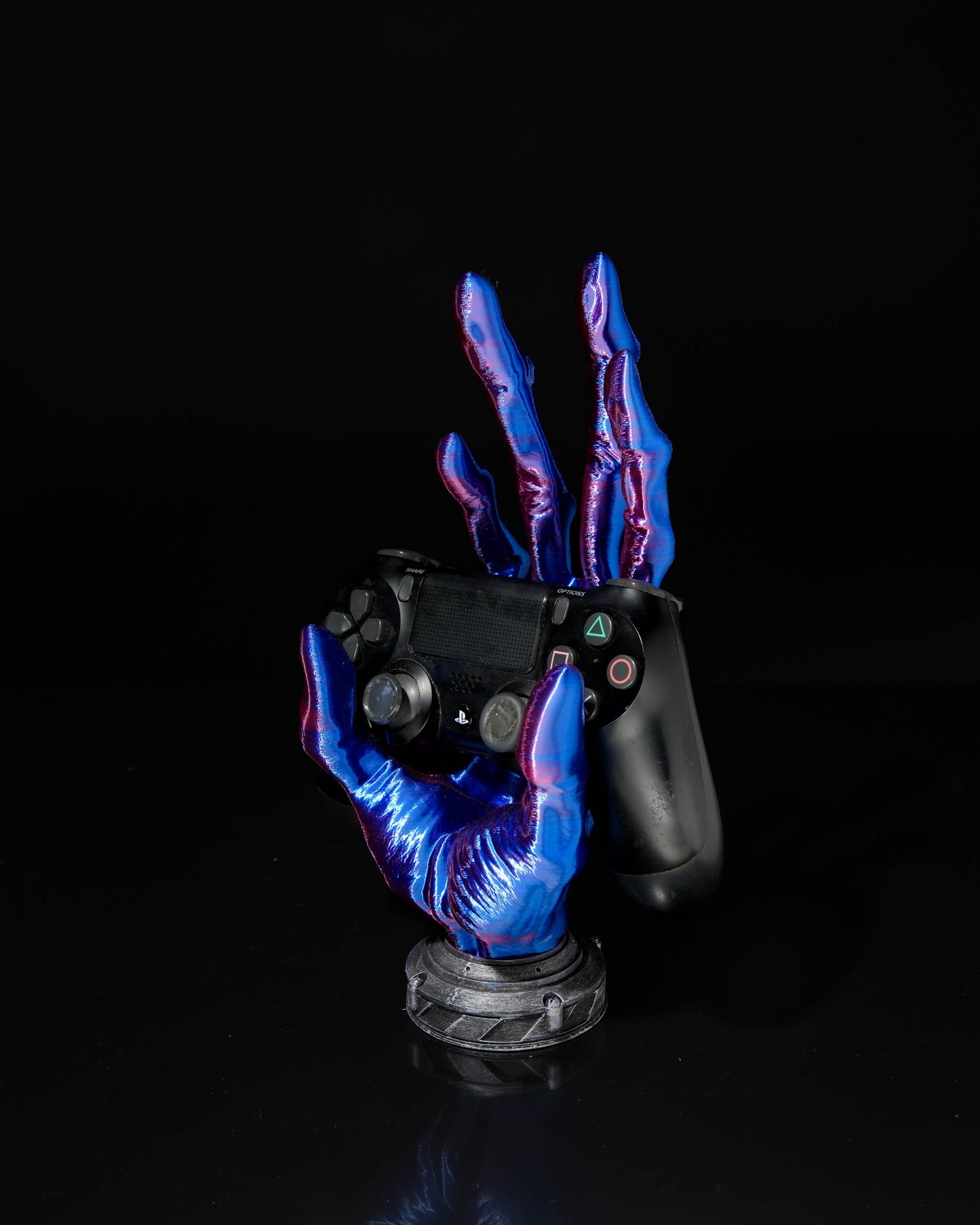 6-Finger Alien Hand Controller Holder (Blue-Purple)